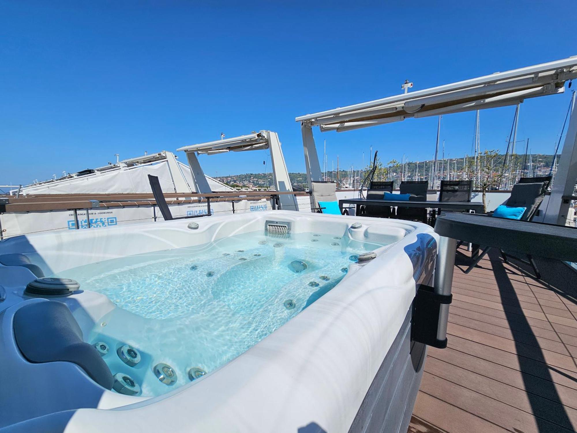 Floating Sea House - Vital Lux Portorož Buitenkant foto